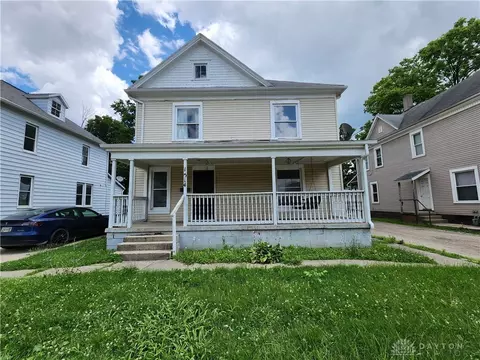 1514 S Limestone St, Springfield, OH 45505 photo 2