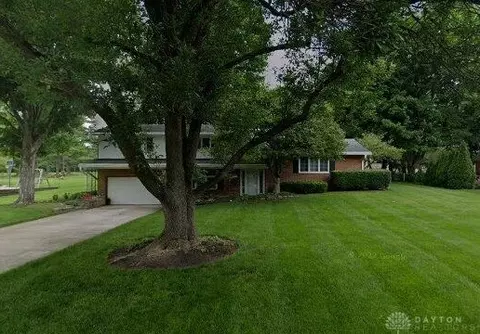 3632 Colborne Dr, Beavercreek, OH 45430