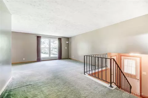 3550 Crescent Hill Rd, Springfield, OH 45502 photo 9