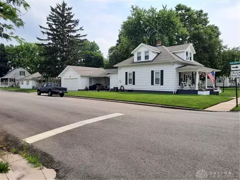 535 Lake Ave, Franklin, OH 45005