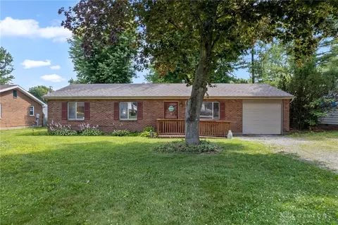 3983 Apache Trl, Jamestown, OH 45335