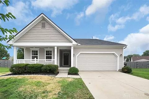 2405 Louisiana Dr, Xenia, OH 45385