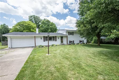 529 Carthage Dr, Dayton, OH 45434