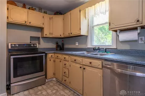 228 E Main St, Medway, OH 45341 photo 12