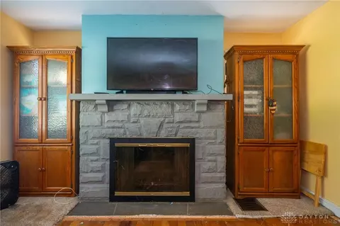 228 E Main St, Medway, OH 45341 photo 6