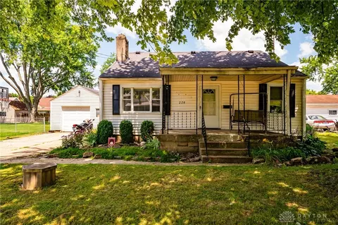 228 E Main St, Medway, OH 45341 photo 2