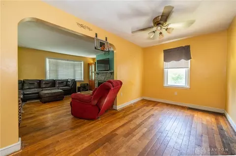 228 E Main St, Medway, OH 45341 photo 7