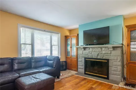 228 E Main St, Medway, OH 45341 photo 5