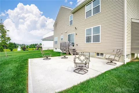 1089 Bluffview Dr, Fairborn, OH 45324 photo 14