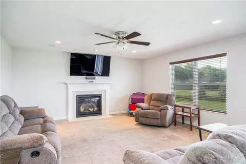 1089 Bluffview Dr, Fairborn, OH 45324 photo 21