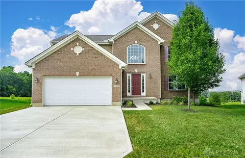 1089 Bluffview Dr, Fairborn, OH 45324 photo 10