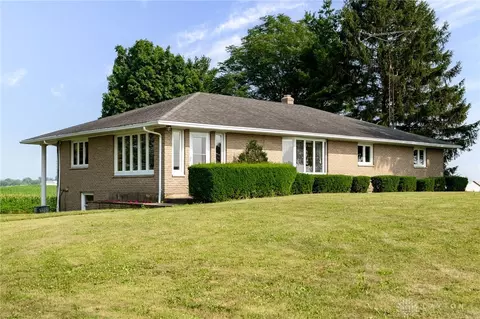 6780 N Dayton Lakeview Rd, New Carlisle, OH 45344