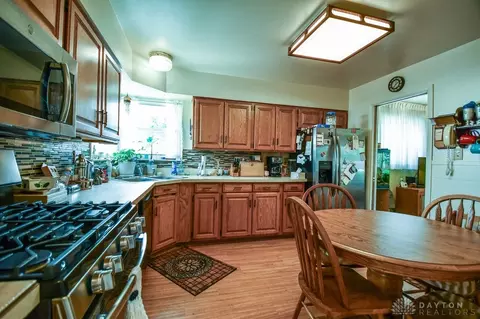 2413 Olson Dr, Kettering, OH 45420 photo 10