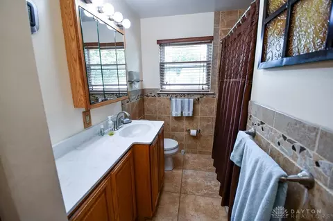 2413 Olson Dr, Kettering, OH 45420 photo 16