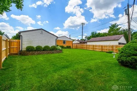 2413 Olson Dr, Kettering, OH 45420 photo 30