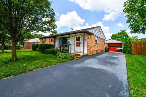 2413 Olson Dr, Kettering, OH 45420 photo 3