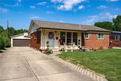 3121 Braddock St, Dayton, OH 45420