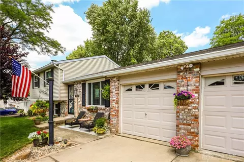 5116 Carter Ct, Mason, OH 45040