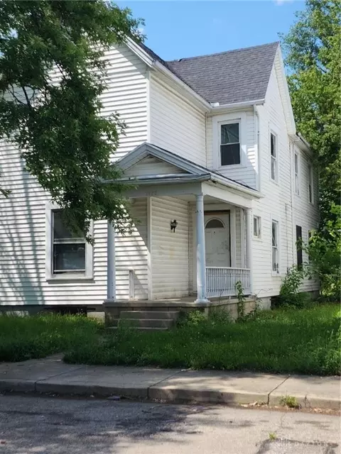 1325 Schaeffer St, Dayton, OH 45404