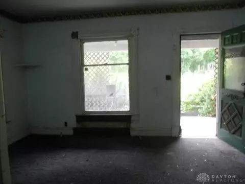24 S Florence St, Springfield, OH 45505 photo 9