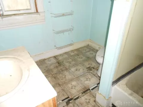 24 S Florence St, Springfield, OH 45505 photo 16