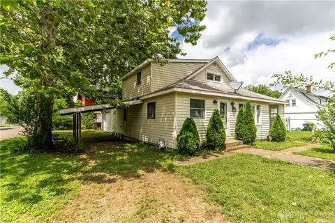6025 3rd Ave, Miamisburg, OH 45342
