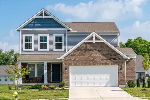 1515 Indigo Dr, Fairborn, OH 45324