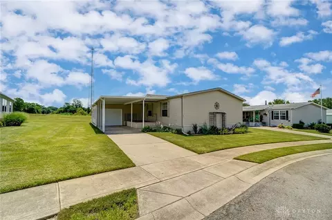 51 Apple Hl, Springfield, OH 45502 photo 2