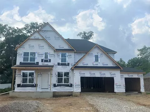 9161 Lawnview Ct, Montgomery, OH 45140