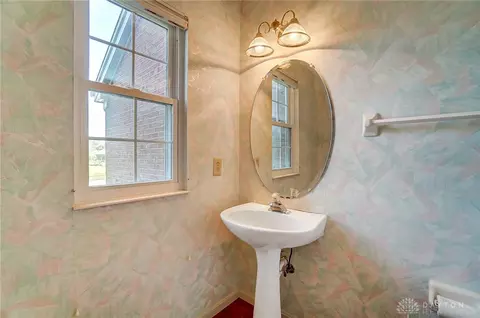 8156 Julian Pl, Centerville, OH 45458 photo 17