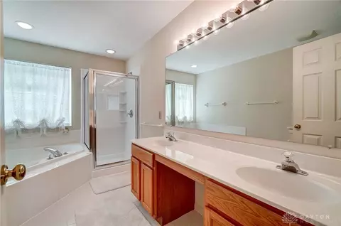 8156 Julian Pl, Centerville, OH 45458 photo 23
