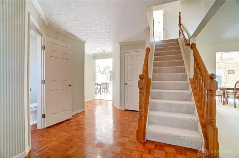 8156 Julian Pl, Centerville, OH 45458 photo 6