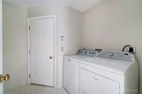 8156 Julian Pl, Centerville, OH 45458 photo 38