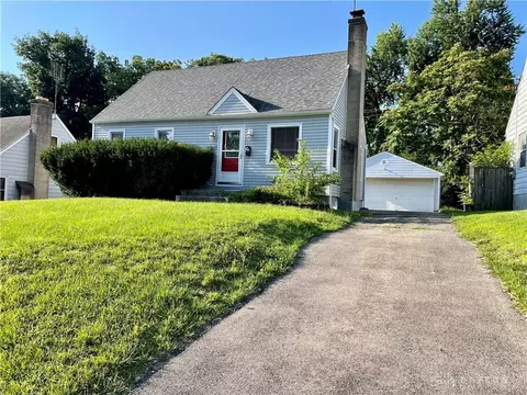 4510 Airway Rd, Dayton, OH 45431