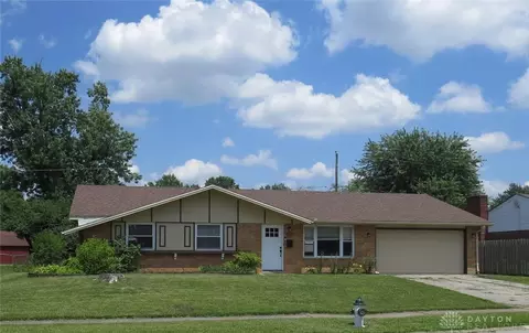 1022 Heathwood Dr, Englewood, OH 45322
