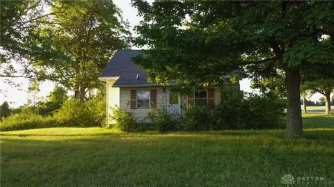 1132 Middletown Eaton Rd, Middletown, OH 45042