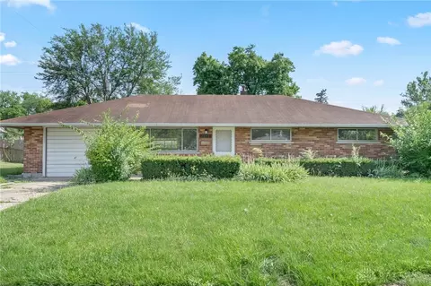 2600 Bushwick Dr, Dayton, OH 45439