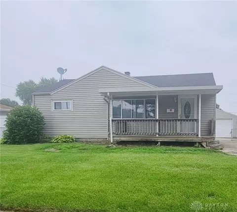 358 Lawver Ln, Dayton, OH 45431