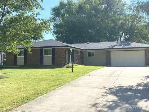 1041 Hazel Ave, Englewood, OH 45322