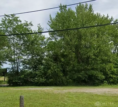 1359 E Main St, Xenia, OH 45385