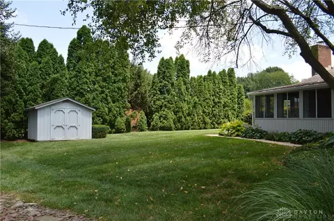305 Cedarleaf Ct, Centerville, OH 45459 photo 29