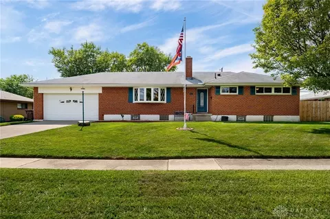 4257 Lamont Dr, Dayton, OH 45429