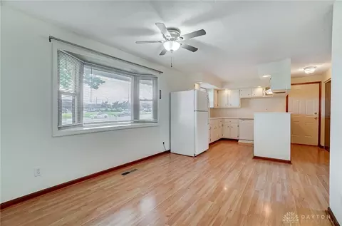 150 E Alex Bell Rd, Centerville, OH 45459 photo 6