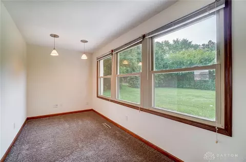150 E Alex Bell Rd, Centerville, OH 45459 photo 16