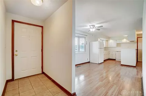 150 E Alex Bell Rd, Centerville, OH 45459 photo 5