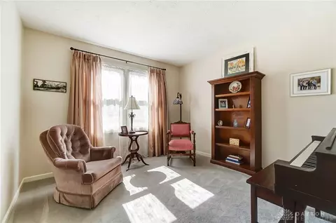 3833 Malaga Cir, Springfield, OH 45502 photo 15