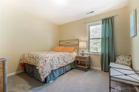 3833 Malaga Cir, Springfield, OH 45502 photo 21