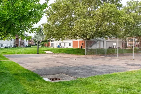 5625 E Coach Dr #J, Kettering, OH 45440 photo 40