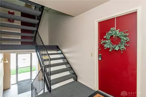5625 E Coach Dr #J, Kettering, OH 45440 photo 6