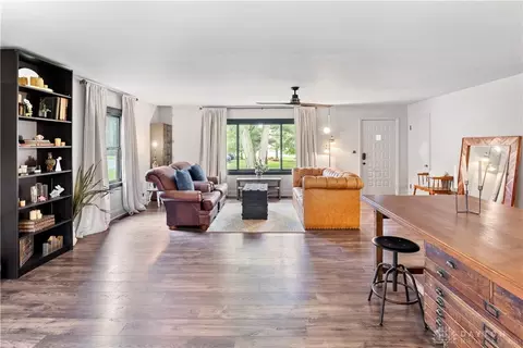 748 E State Route 73, Springboro, OH 45066 photo 9
